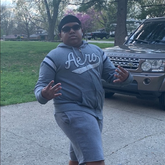 Meet your Posher, Joshua - Picture 1 of 1